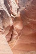 More winding slot canyon